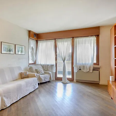 Platino - Jacuzzi Privata Con Tre Piscine Residenziali Ed Un Bar A 200m Dal Lägenhet Desenzano del Garda