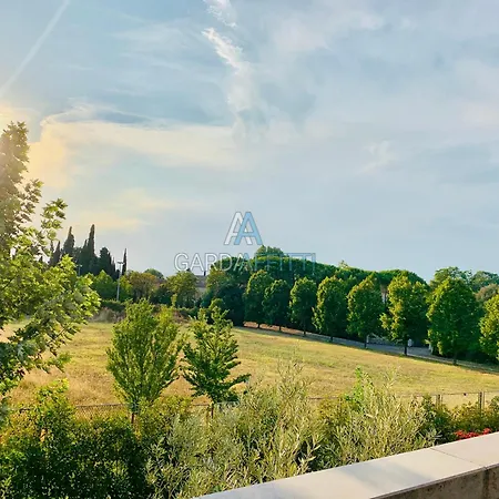 Lägenhet Platino - Jacuzzi Privata Con Tre Piscine Residenziali Ed Un Bar A 200m Dal