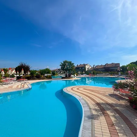 Platino - Jacuzzi Privata Con Tre Piscine Residenziali Ed Un Bar A 200m Dal * Desenzano del Garda