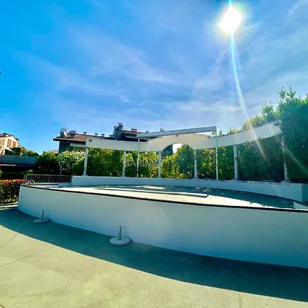 Platino - Jacuzzi Privata Con Tre Piscine Residenziali Ed Un Bar A 200m Dal Lägenhet *